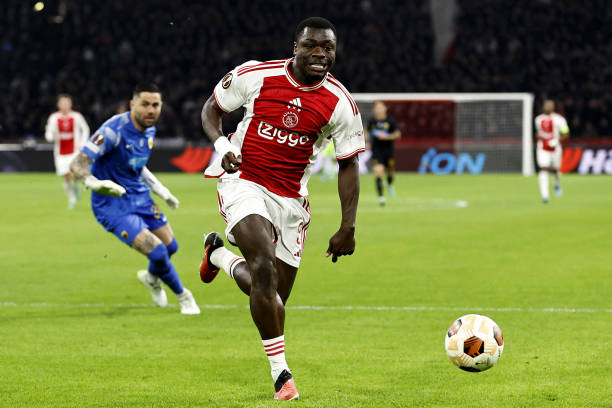 两支球队的 两支球队的