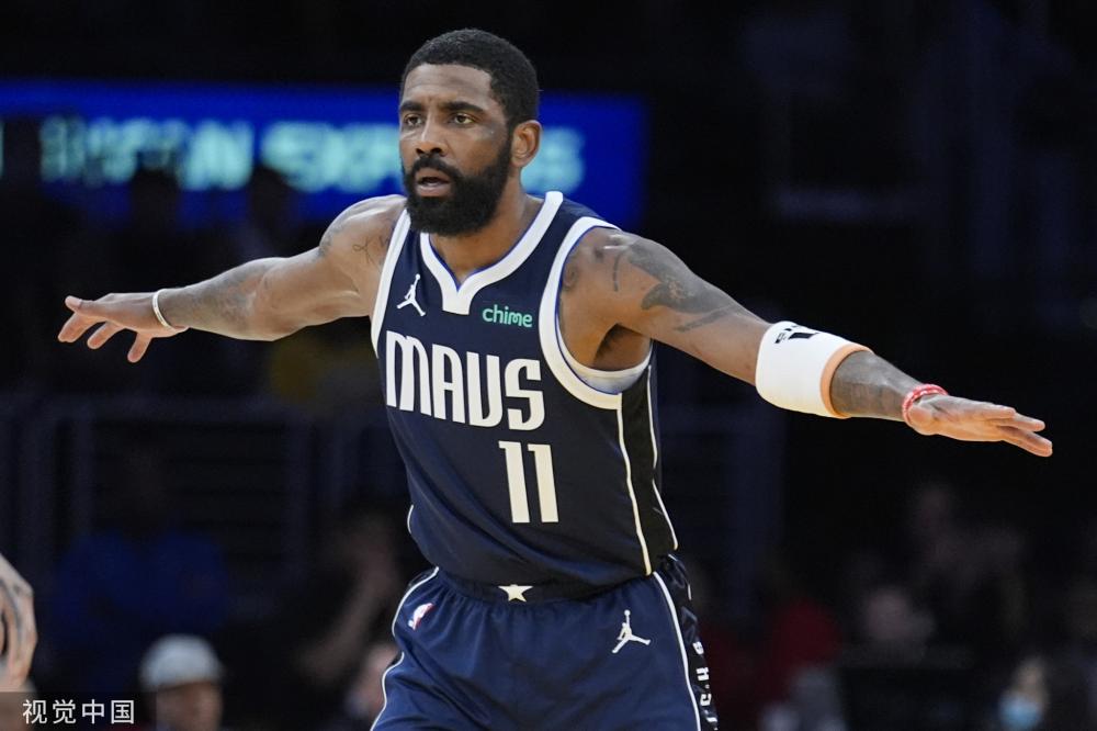 在禁区轻松 在禁区轻松